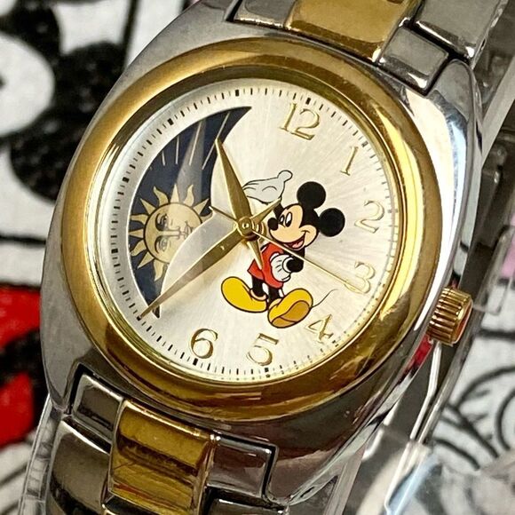 Vintage 2003 Disney x SII (Seiko) Mickey Mouse Sun Moon Phase Two-Tone Watch - Picture 1 of 16